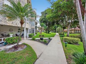 5001 NW 34th St 304, Lauderdale Lakes FL 33319