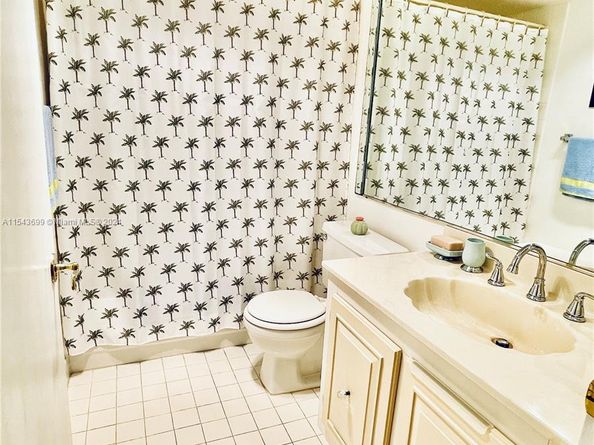 2709 Nassau Bnd G2, Coconut Creek FL 33066
