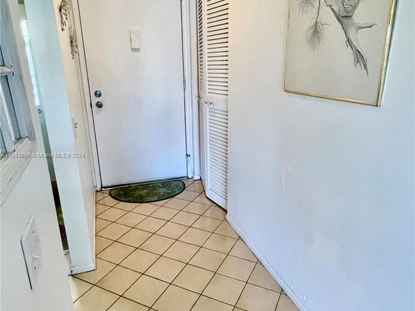 2709 Nassau Bnd G2, Coconut Creek FL 33066