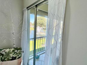 2709 Nassau Bnd G2, Coconut Creek FL 33066
