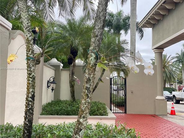 2709 Nassau Bnd G2, Coconut Creek FL 33066