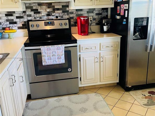 2709 Nassau Bnd G2, Coconut Creek FL 33066