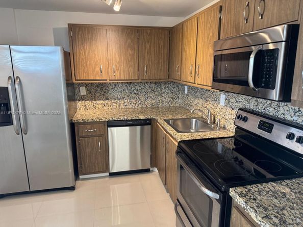 500 Three Islands Blvd 223, Hallandale Beach FL 33009