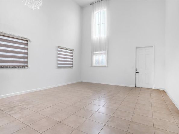643 SE 37th Ter, Homestead FL 33033