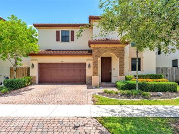 643 SE 37th Ter