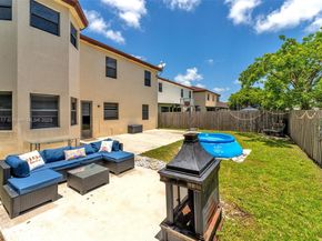 643 SE 37th Ter, Homestead FL 33033