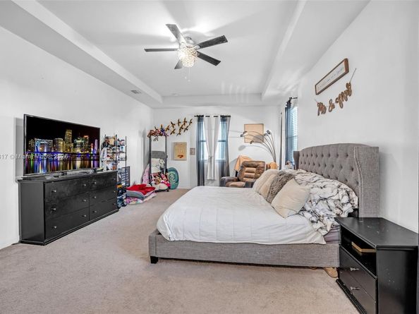 643 SE 37th Ter, Homestead FL 33033