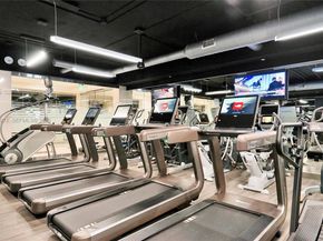 19955 NE 38th Ct 704, Aventura FL 33180