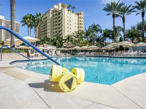 19955 NE 38th Ct 704, Aventura FL 33180