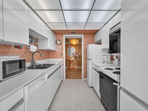 5510 N Ocean Dr 19B, Singer Island FL 33404