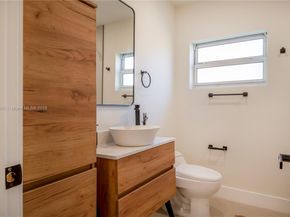 3251 NW 23rd Ct, Lauderdale Lakes FL 33311