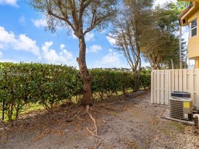 990 NE 33rd Ter 102, Homestead FL 33033