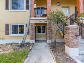 990 NE 33rd Ter 102, Homestead FL 33033