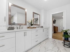 17204 SW 79th Ct, Palmetto Bay FL 33157