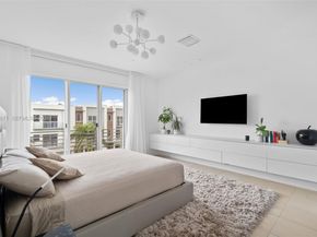 1034 NE 18th Ave 205, Fort Lauderdale FL 33304