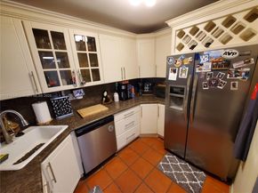 7900 Camino Cir 405, Miami FL 33143
