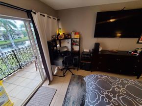 7900 Camino Cir 405, Miami FL 33143