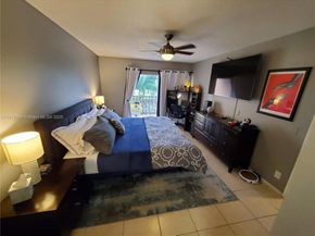7900 Camino Cir 405, Miami FL 33143