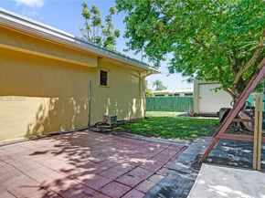 1007 N 31st Rd, Hollywood FL 33021