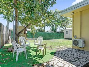 1007 N 31st Rd, Hollywood FL 33021