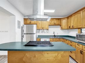 1007 N 31st Rd, Hollywood FL 33021