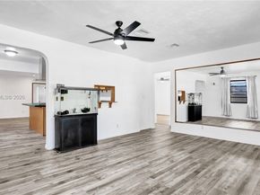 1007 N 31st Rd, Hollywood FL 33021