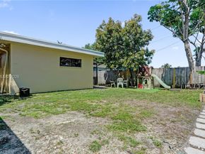 1007 N 31st Rd, Hollywood FL 33021