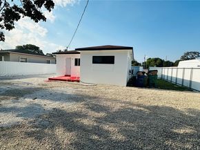 1100 NW 75th St, Miami FL 33150