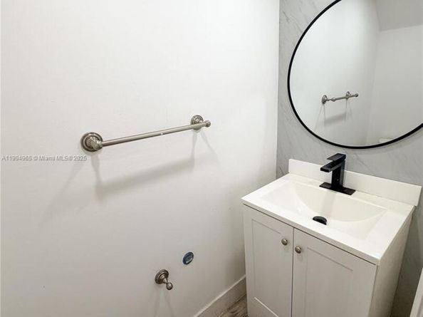 1790 SW 122nd Pl 102X, Miami FL 33175