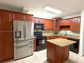 1790 SW 122nd Pl 102X, Miami FL 33175