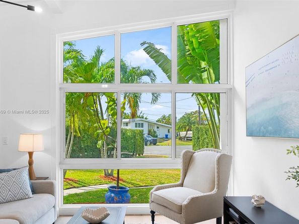 2684 Marathon Ln, Fort Lauderdale FL 33312