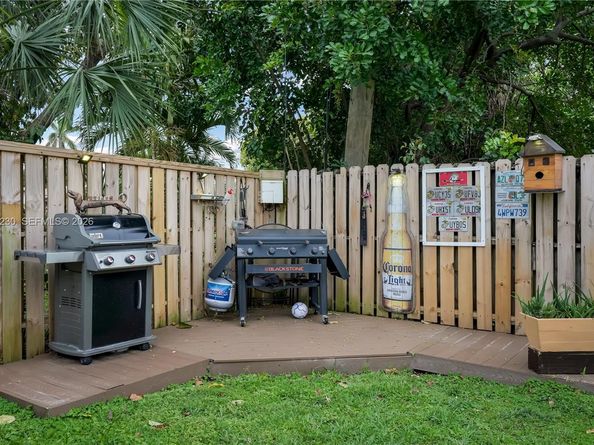 316 S 24th Ave, Hollywood FL 33020