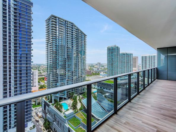 801 S Miami Ave 2310, Miami FL 33131