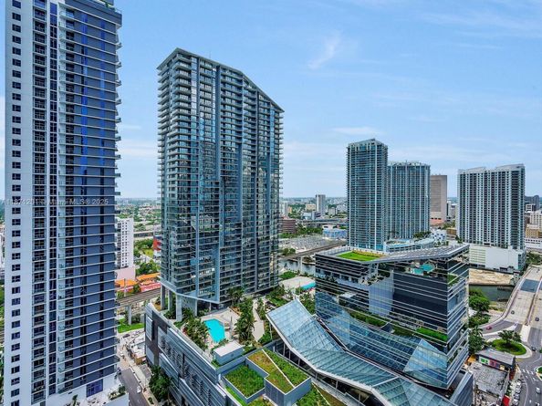 801 S Miami Ave 2310, Miami FL 33131