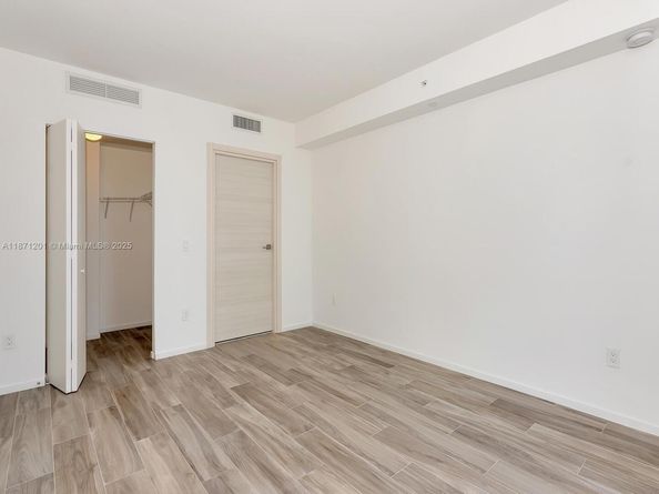 801 S Miami Ave 2310, Miami FL 33131