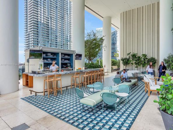 801 S Miami Ave 2310, Miami FL 33131
