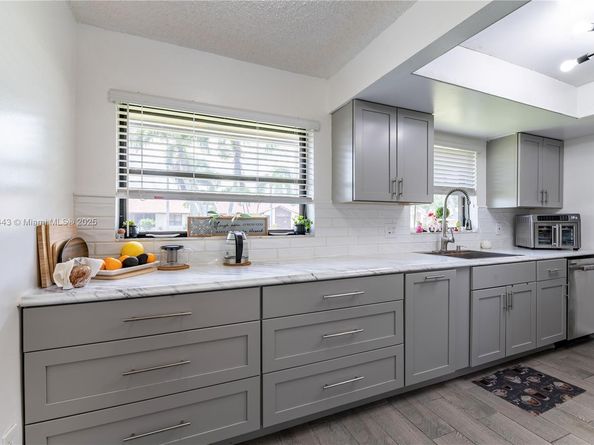 Undisclosed Address #A11866443, Green Acres FL 33463