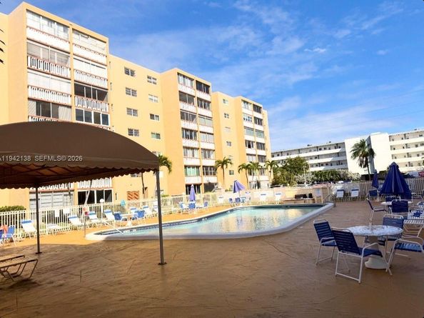 420 NE 12th Ave 502, Hallandale Beach FL 33009