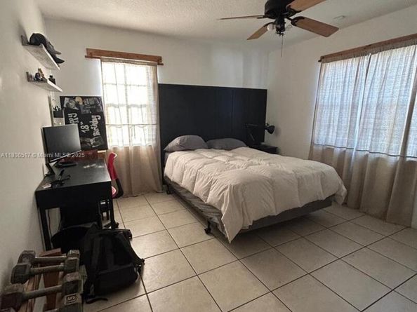 11800 SW 48th St, Cooper City FL 33330