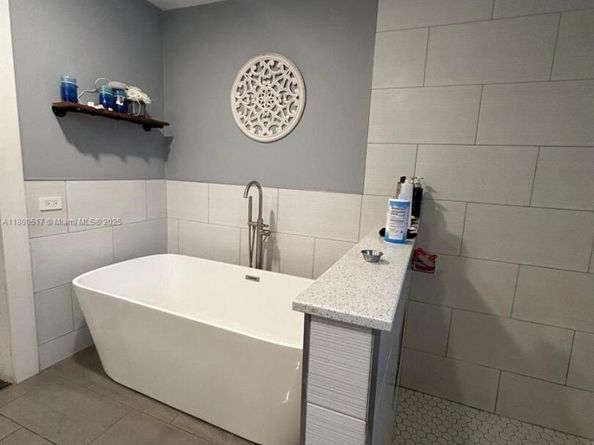 11800 SW 48th St, Cooper City FL 33330