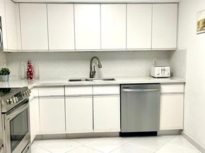 3530 Mystic Pointe Dr 1412, Aventura FL 33180