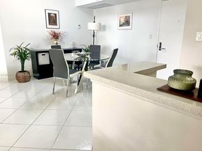 3530 Mystic Pointe Dr 1412, Aventura FL 33180