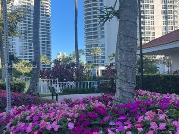 3530 Mystic Pointe Dr 1412, Aventura FL 33180