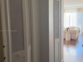 900 NE 18th Ave 306, Fort Lauderdale FL 33304