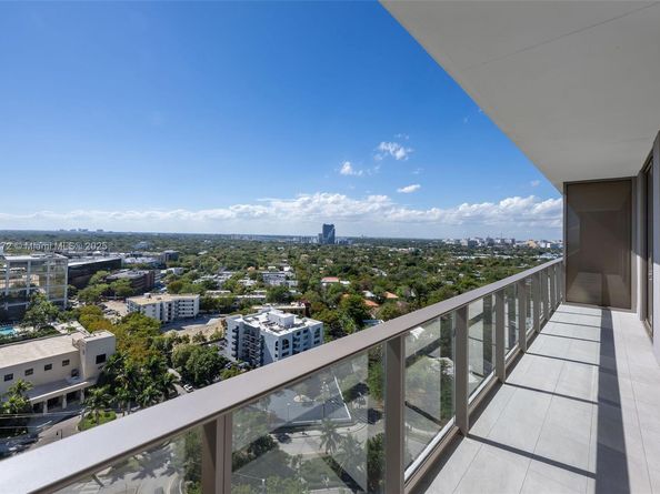 2678 Tigertail Ave 1705, Miami FL 33133