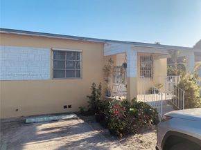 662 E 21st St, Hialeah FL 33013