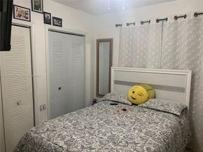 662 E 21st St, Hialeah FL 33013