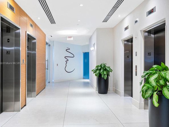 3301 NE 1st Ave M0204, Miami FL 33137