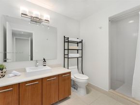 3301 NE 1st Ave M0204, Miami FL 33137