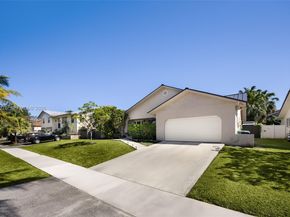 7970 SW 198th St, Cutler Bay FL 33189